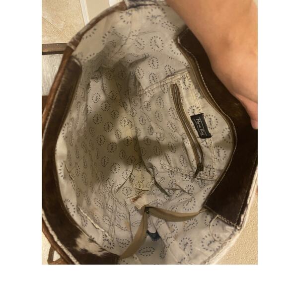Myra Cow Hide  shoulder bag - Picture 3 of 7